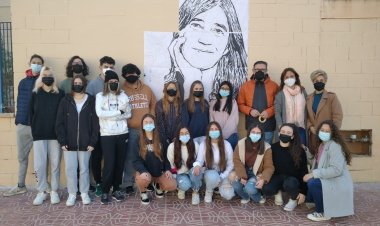 EL I.E.S ANTONIO HELLÍN COSTA CONMEMORA EL DÍA INTERNACIONAL DE LA MUJER Y LA NIÑA EN LA CIENCIA RINDIENDO HOMENAJE A LA CIENTÍFICA MARÍA BLASCO