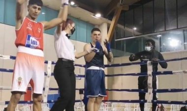 MOHAMED LAHLAL, CONOCIDO COMO MOHA, GANA EL SUBCAMPEONATO REGIONAL DE BOXEO EN LA CATEGORÍA DE 60 KG ÉLITE