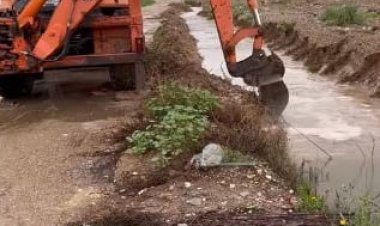 EL AYUNTAMIENTO DE MAZARRÓN SIGUE TRABAJANDO A PLENO RENDIMIENTO PARA EVITAR QUE LA LLUVIA CAUSE DESPERFECTOS