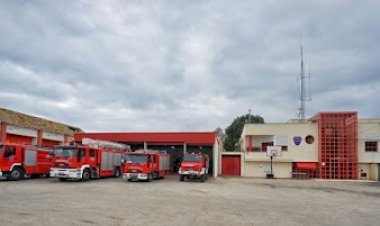 EL ALCALDE GASPAR MIRAS DENUNCIA EL ESTADO DE ABANDONO AL QUE SE ESTÁ VIENDO SOMETIDO EL CUERPO DE BOMBEROS DE MAZARRÓN POR PARTE DE LA COMUNIDAD AUTÓNOMA.