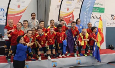 EL AYUNTAMIENTO DE MAZARRÓN QUIERE TRASLADAR SU ABSOLUTO APOYO A LA SELECCIÓN ESPAÑOLA DE FÚTBOL SALA DE TALLA BAJA