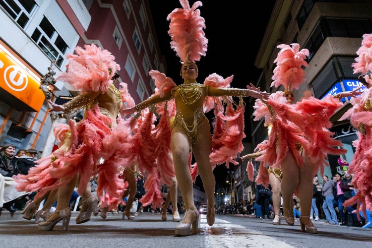 DESFILE DE CARNAVAL DE MAZARRÓN