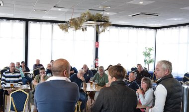 MAZARRON: EL CONCEJAL DE URBANISMO INFORMA A LOS RESIDENTES DE COUNTRY CLUB CÓMO QUEDARÁ LA URBANIZACIÓN TRAS SU RECEPCIÓN
