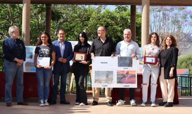 EDUCACIÓN I GANADORAS DEL CERTAMEN DE PINTURA “DOMINGO VALDIVIESO”: ÁNGELA CAÑÁS, NEREA MÉNDEZ Y MARÍA MORATA
