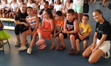 Punto y final a los Talleres de Verano Inclusivos desarrollados por D´Genes en Mazarrón con una mañana de diversión y baile