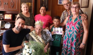 Hoy, Francisca Rubio Vera más conocida como ‘Paquita’, cumple 101 años acompañada de su gente.