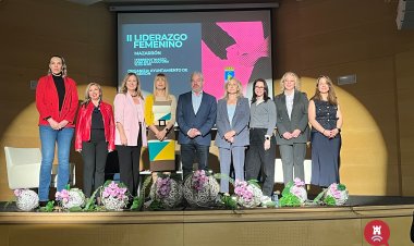 El II Ciclo "Liderazgo Femenino" en Mazarrón, impulsado por el alcalde Ginés Campillo y organizado por la periodista reconocida en la Región de Murcia, Lola Gracia.