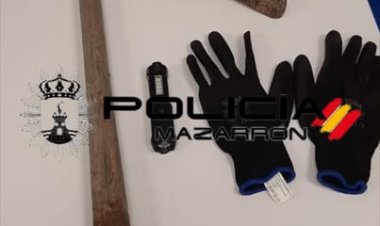 Policia Local de Mazarrón: En servicios recientes se han atendido diversos requerimientos por presuntos hechos contra el patrimonio que han supuesto la detención de una persona por presuntos delitos de hurto y robo con fuerza.