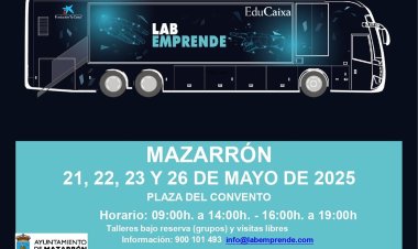 Esta mañana hemos recibido en la Plaza del Convento el LABEMPRENDE, un autobús interactivo que llega de la mano de la Fundación “la Caixa” para quedarse con nosotros los días 21, 22, 23 y 26 de mayo.