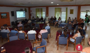 CHARLA INSTALACION PLANTA BIOGAS EN CAÑADAS DE ROMERO.PEDRO MACANAS JURISTA  AGROAMBIENTAL, especializado en Biogas : Las plantas de biogas no aportarán nada  a esta zona,  solo traeran, contaminación, degradación y miseria.