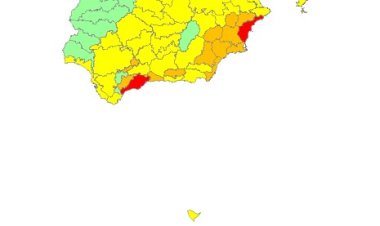 Las autoridades sanitarias advierten del riesgo por exceso de temperaturas en la Región de Murcia para hoy lunes 18