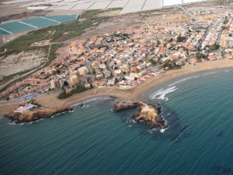 Playa de la Pava. Puerto de Mazarrón.