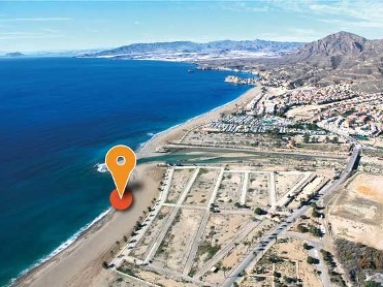 Playa Canina. Puerto de Mazarrón. (Moreras)