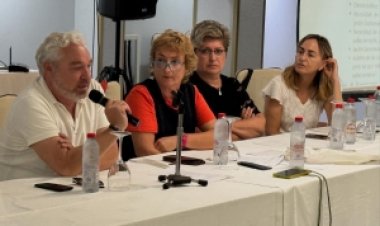 Ginés Campillo, alcalde de Mazarrón, se reúne con los vecinos de Playa Grande para escuchar sus propuestas y necesidades
