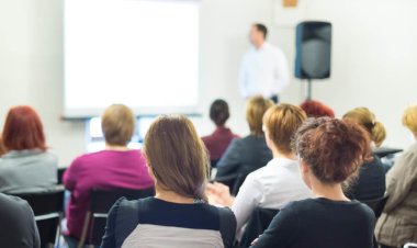 El Gobierno regional destina una partida cercana a los tres millones para mejorar la cualificación de más de 11.000 personas desempleadas