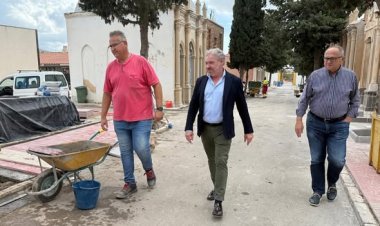 SERVICIOS | Reformas y reparaciones en los cementerios municipales