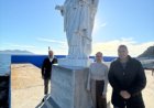 Arte, tradición y fe en Puerto de Mazarrón con la inauguración de una escultura de la Virgen del Carmen en su muelle pesquero