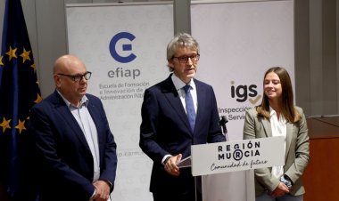 La Comunidad forma a los empleados públicos para que usen un lenguaje claro y comprensible que facilite la comunicación con los ciudadanos