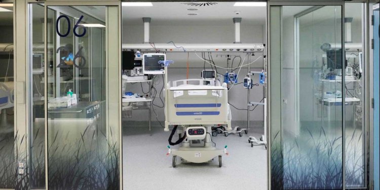 MAZARRÓN EN LA UCI. (Artículo de opinión de Carlos Corbalán)