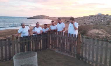 El Gobierno regional destaca la labor esencial del voluntariado de Territorio Tortuga en la conservación de la tortuga boba