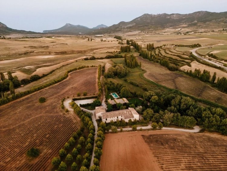 La Comunidad completó en 2025 la tercera convocatoria anual de ayudas para la modernización energética del sector turístico