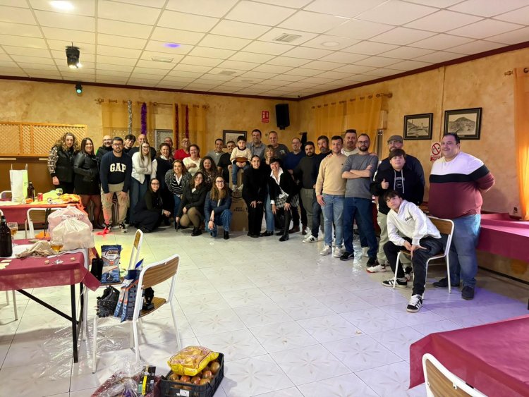 Club de Pesca Percheles: Celebramos la entrega de trofeos del año 2025… los premios de la Copa Yeser —gracias a uno de nuestros grandes patrocinadores— y, como no podía ser de otra manera, nuestra comida anual del club.
