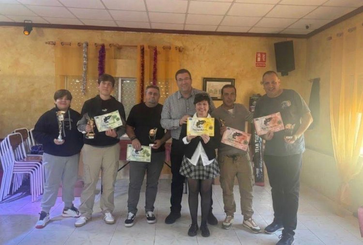 Club de Pesca Percheles: Celebramos la entrega de trofeos del año 2025… los premios de la Copa Yeser —gracias a uno de nuestros grandes patrocinadores— y, como no podía ser de otra manera, nuestra comida anual del club.