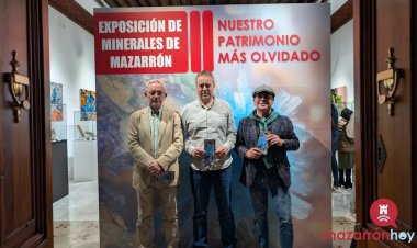 Inaugurada la exposición  “Los Minerales de Mazarrón. Nuestro Patrimonio más olvidado” III SEMANA DE LA MEMORIA MINERA EN MAZARRÓN