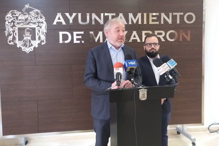 El alcalde Ginés Campillo y el concejal, Jesús García, presentan alegaciones al proyecto de desdoblamiento de la carretera Mazarrón – Puerto y reclaman el cumplimiento de las mejoras anunciadas