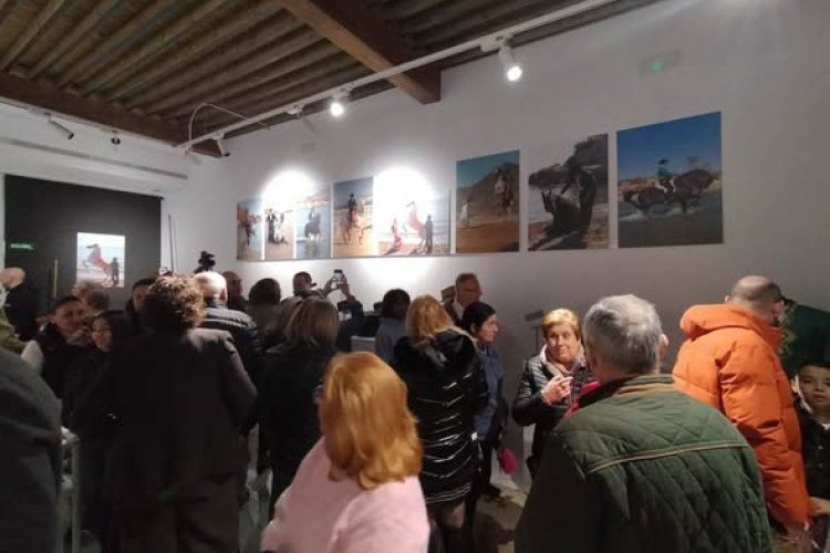 Inaugurada la Exposición de la Asociación Hípica El Mazarronero en el Casino de Mazarrón