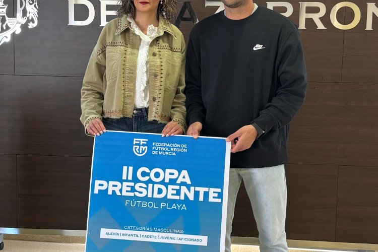 Presentación de la II Copa Presidente Futbol Playa que se celebrará en Semana Santa