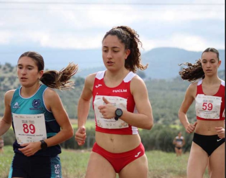 Cristina Dávila Ortiz, tercera en el Campeonato Universitario de Campo a Través con la UCLM