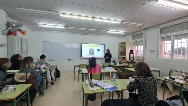 Innovación docente en la Jornada del Profesorado acerca del programa europeo eTwinning del IES Felipe II de Mazarrón.