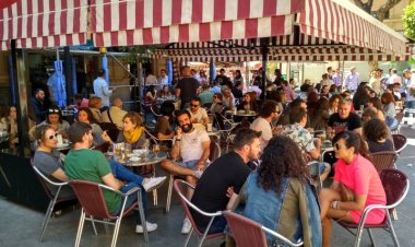 El empleo en hostelería y agencias de viajes de la Región crece en marzo un 4,2 por ciento y roza los 50.000 trabajadores