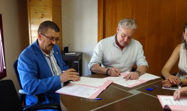 Esta mañana el alcalde Ginés Campillo, firmaba el convenio con ASPADEM