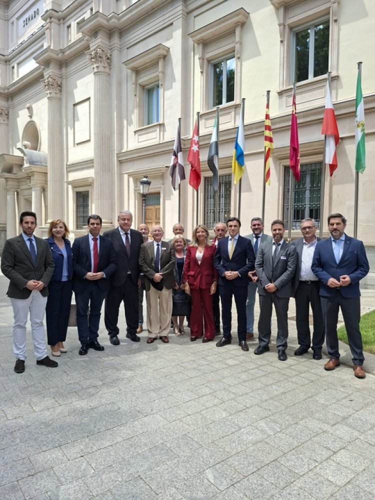El Gobierno regional exige en el Senado seguridad jurídica en la gestión del litoral ante la incertidumbre que generan los deslindes