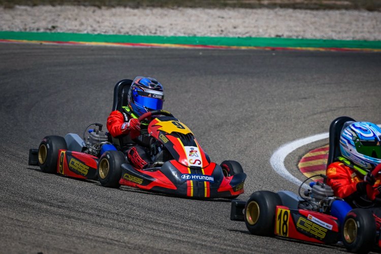 El piloto  mazarronero “Bernardo Mateos Peña, del equipo Campos Racing, destaca una vez más en el mundo del karting.