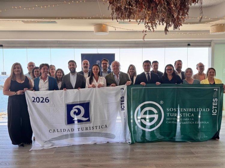 La Región de Murcia suma 50 Banderas Q de Calidad Turística y 48 S de Sostenibilidad en playas y puertos deportivos. Mazarrón (nueve Q y 11 S)