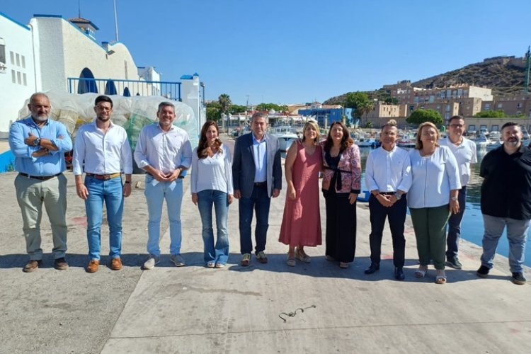 La Comunidad analizará con el comisario europeo de Pesca y el resto de autonomías mediterráneas la situación del sector pesquero