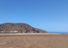 La Playa de La Isla, un paraíso con más de 2.600 años de historia bajo sus aguas