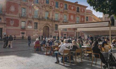 El empleo turístico bate su récord en la Región y alcanza los 69.958 trabajadores en julio