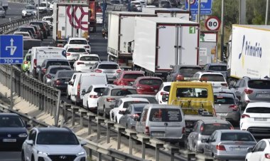 Mazarrón afronta el último gran retorno del verano con tráfico intenso en sus principales accesos