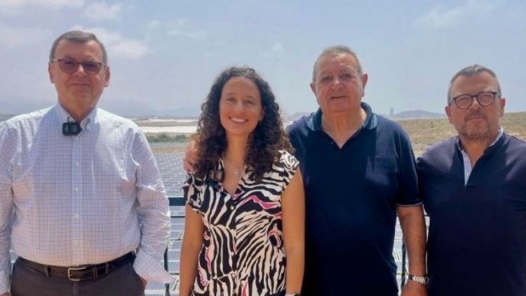 Ana Hernández hace historia al frente de la Comunidad de Regantes de Mazarrón