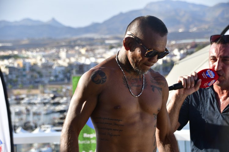 ‘Kick Boxing por la Vida’: Puerto de Mazarrón se prepara para una noche de lucha y solidaridad