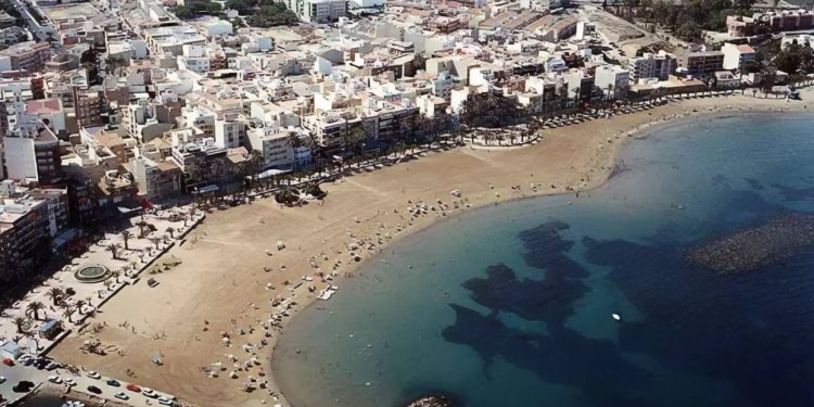 El mar baja de forma llamativa en la Región y el 112 aclara qué está ocurriendo