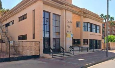 Mazarrón reúne a cinco alcaldes para debatir la descentralización de los municipios
