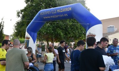 Los ‘Autos Locos’ vuelven a llenar de velocidad y diversión las Fiestas de La Majada