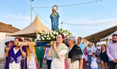 La Majada se viste de huertana para acompañar a su patrona por las calles de la pedanía