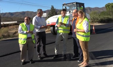 La RM-332 entre Mazarrón y Lorca se renueva para mejorar la seguridad de una carretera que soporta millones de desplazamientos