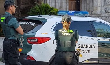 Dos vehículos intentan embestir a una patrulla de la Guardia Civil en Mazarrón durante un aviso por 'petaqueo'